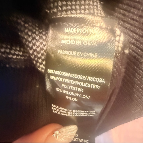 NWT Bebe Black and White Striped Women's Cardigan Size Medium - Picture 8 of 8